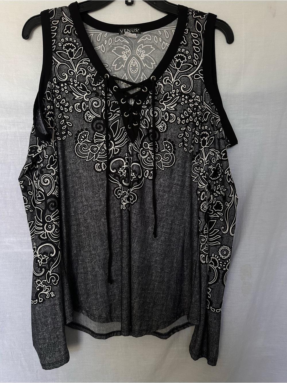 Venus Embroidered Lace Up Cold Shoulder Top Gray Black M